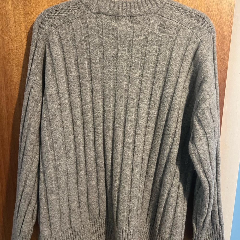 Gray Ribbed Sweater - Picture 2 of 3